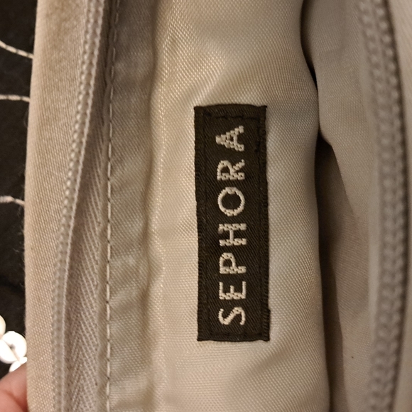 SEPHORA WRISTLET PURSE SEQUINS - Picture 8 of 9
